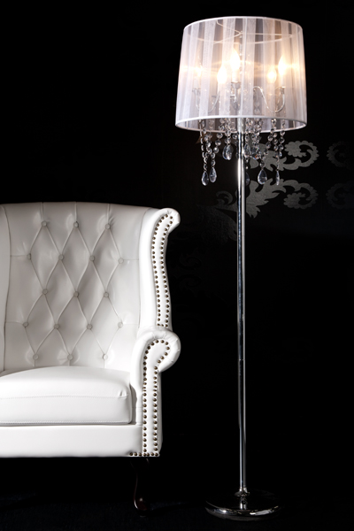Luxusná stojanová lampa zo série Venezia. Dobová lampa v štýle staro-talianskeho návrhu pre moderné bývanie. Luxusná dizajnová stojanová lampa.