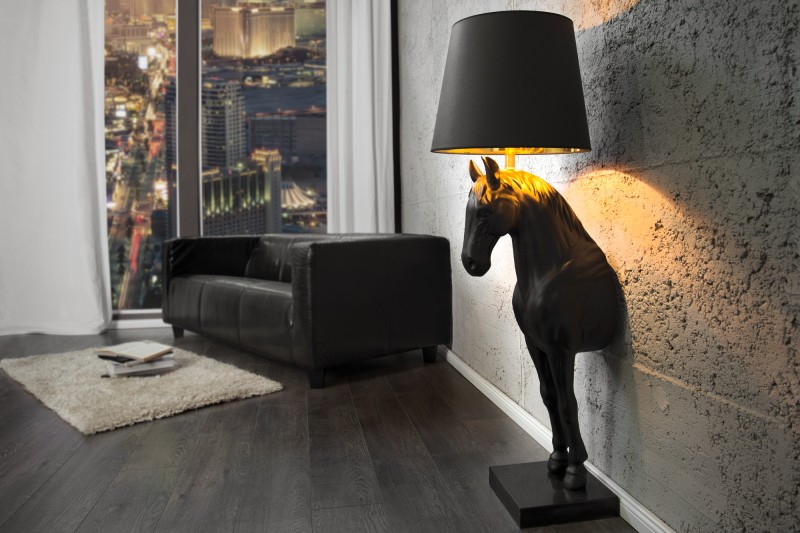 Stojanová lampa BLACK HORSE 