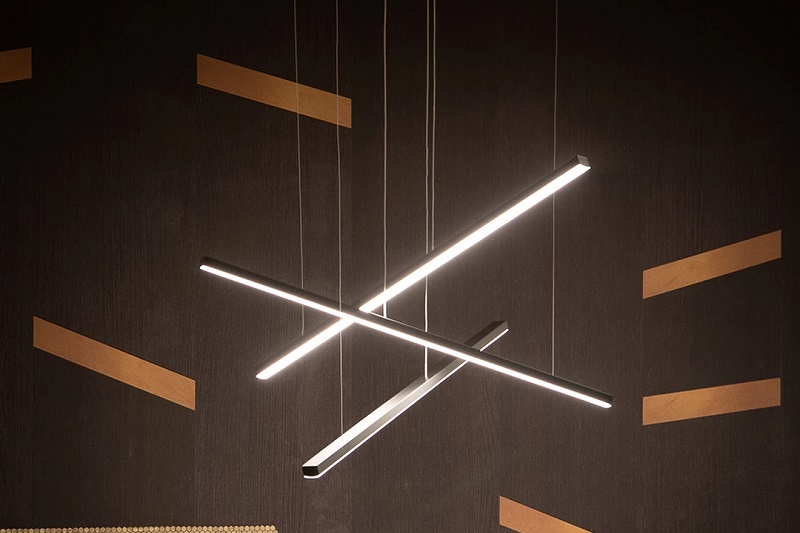 Závesná LED lampa TRIO BLACK